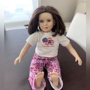 MY TWINN DOLL 2003 23" Poseable Doll Dark Brown Hair Green Eyes w/ Clothes